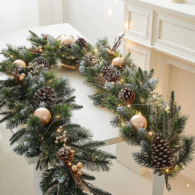 White Winter Glow Garland